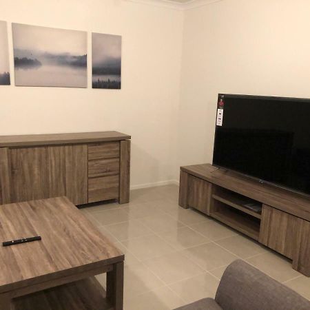 Apple House Tarneit North公寓 外观 照片
