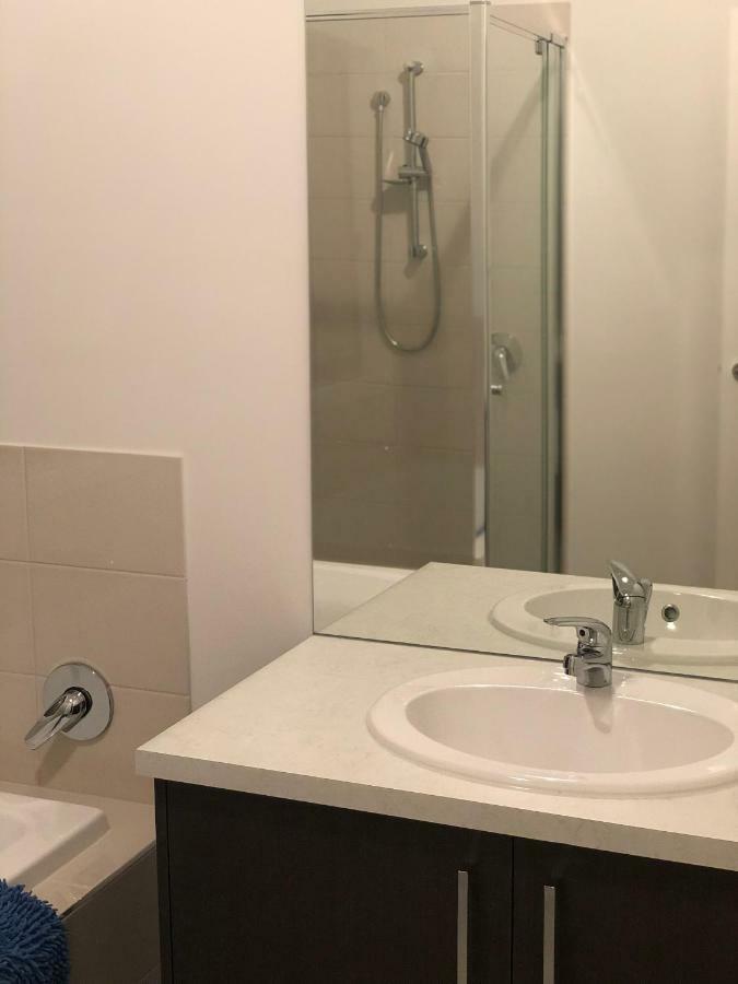 Apple House Tarneit North公寓 外观 照片