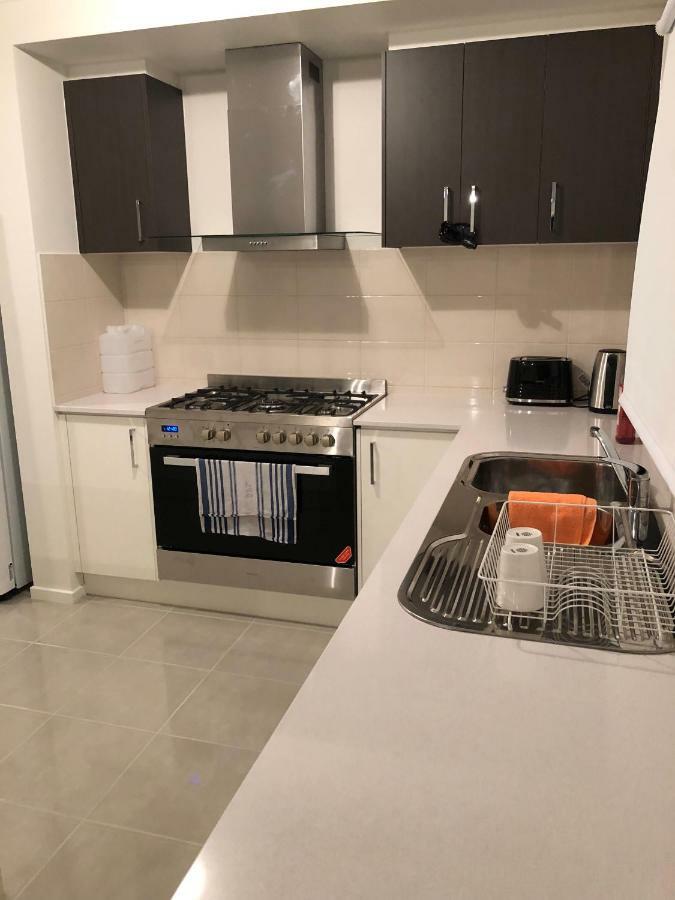 Apple House Tarneit North公寓 外观 照片