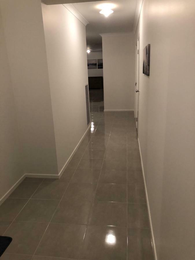 Apple House Tarneit North公寓 外观 照片