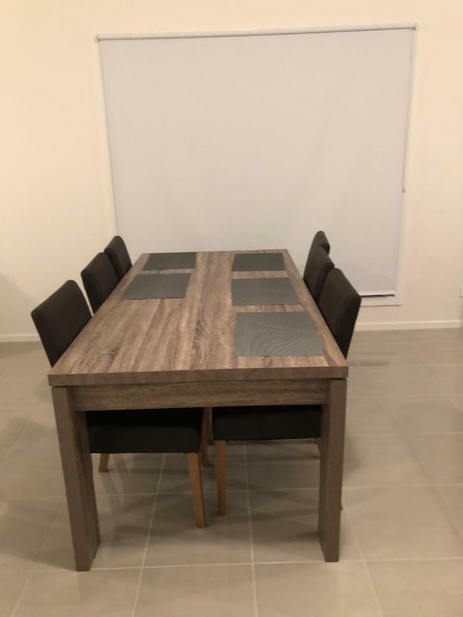 Apple House Tarneit North公寓 外观 照片